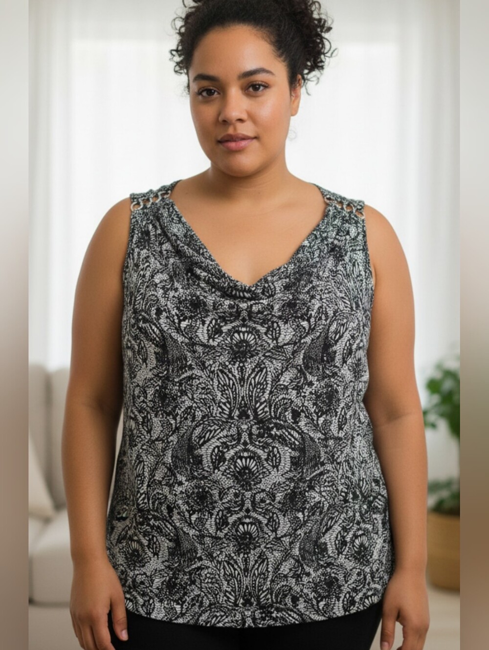 Reitmans Black & White Printed Cowl Neck Camisole
